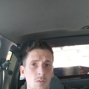 Meet your Posher, Devin